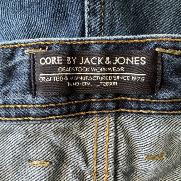Core by Jack & Jones Men's MIKE Comfort Fit Blue Jeans Size EU34/32" Button Fly - Picture 7 of 16
